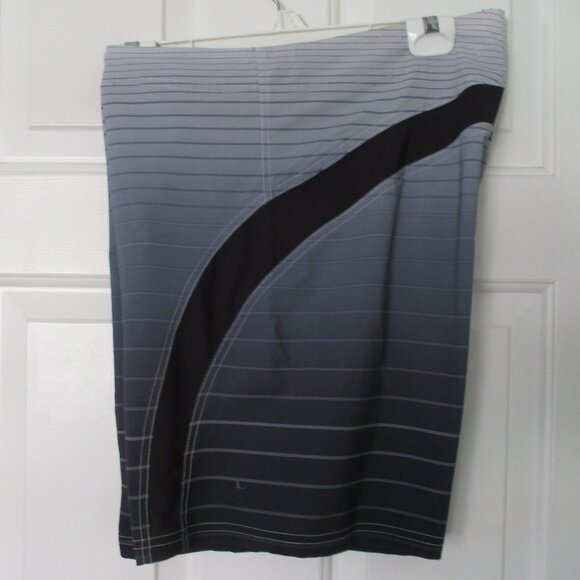 Op Opflex 4-way Stretch Mens Gray Black Swim Board Short NWOT - Size 35W - Picture 3 of 5